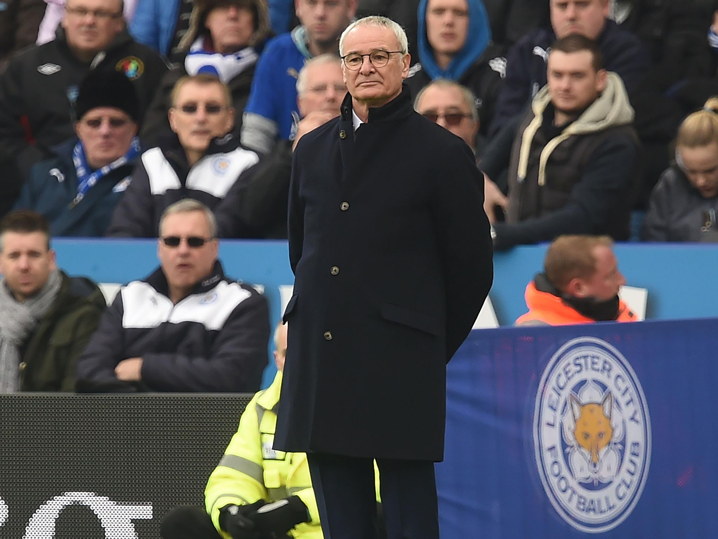 Leicester manager Claudio Ranieri watches on