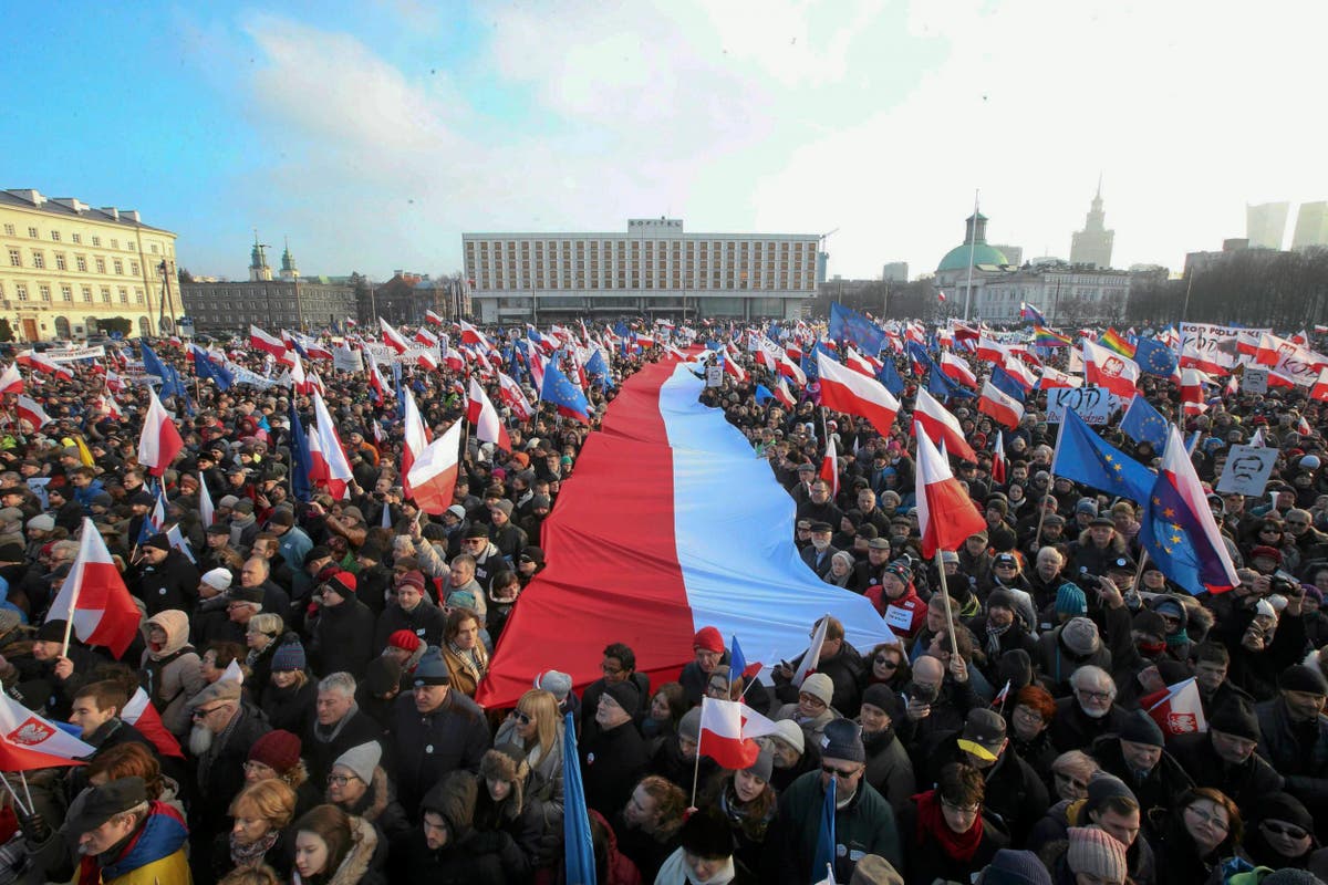 Poland protests Antigovernment demonstrators march in Warsaw to