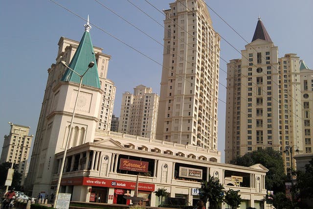 Thane is a city of 2 million people located 32km north of Bombay (Mumbai)