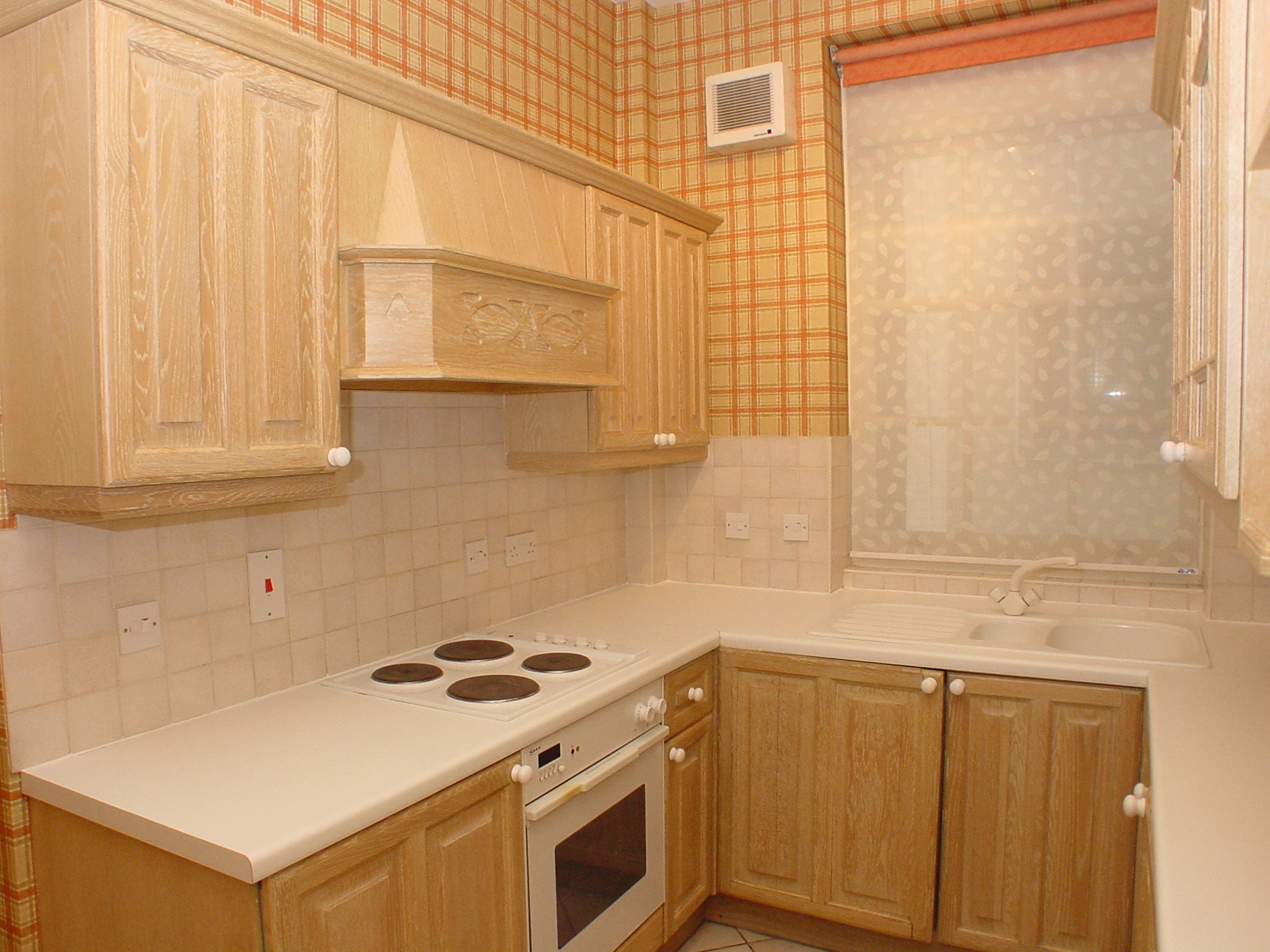 Kitchen in two bedroom flat (734 sft) just off Berkeley Square for £850,000