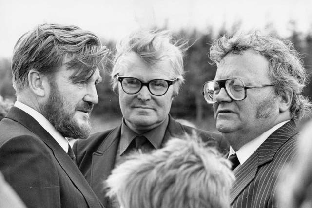 White, centre, in 1976 with the actor Donald Houston, left, and Harry Secombe at the funeral of the actor Stanley Baker