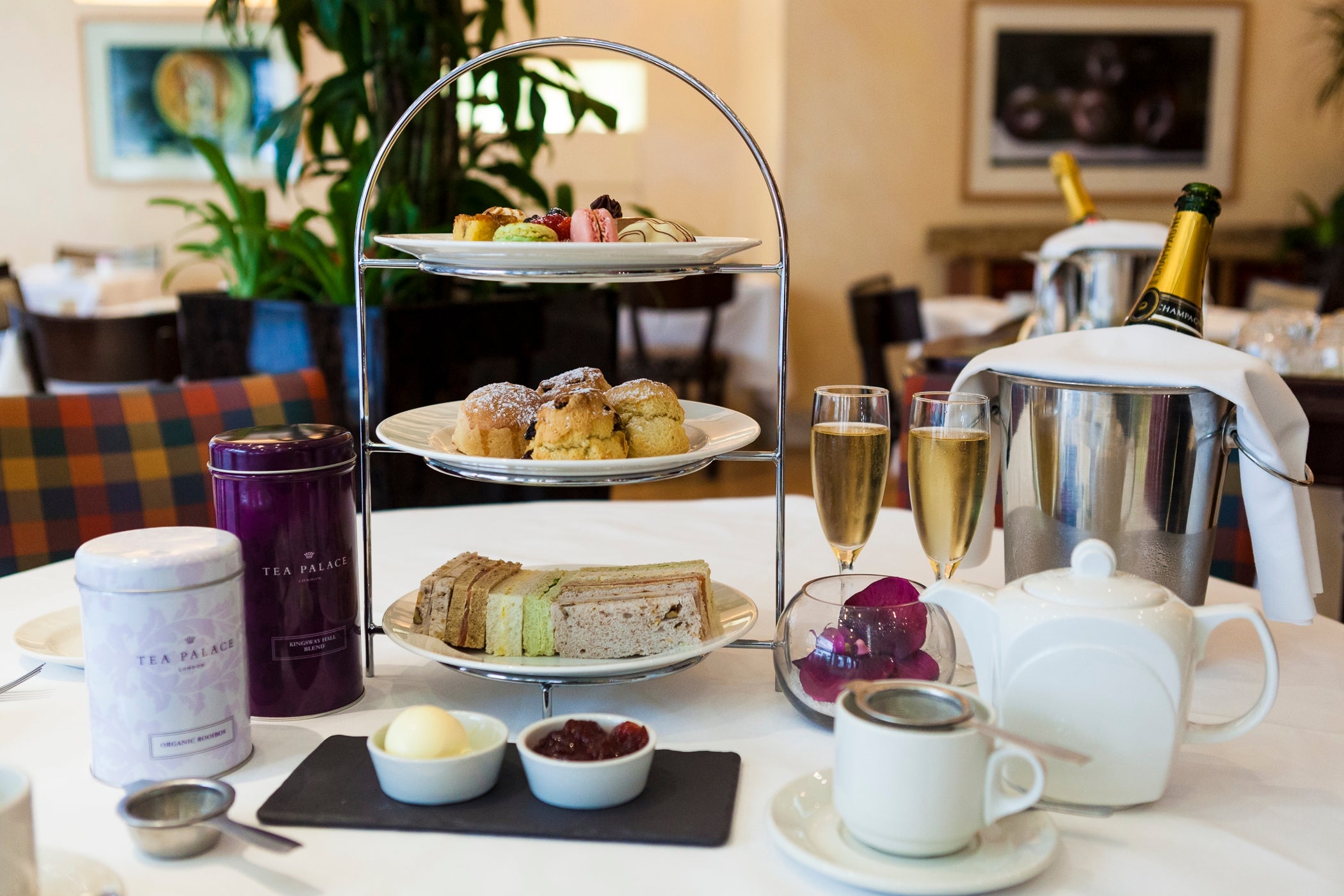 London S Best Afternoon Teas For Mother S Day And Beyond The