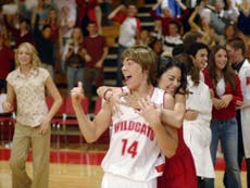 Vanessa Hudgens and Zac Efron join High School Musical cast singalong