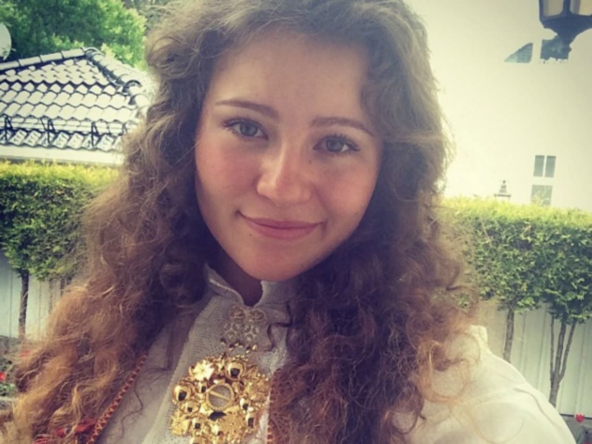 Alexandra Andresen 19yearold teenager and the world's youngest