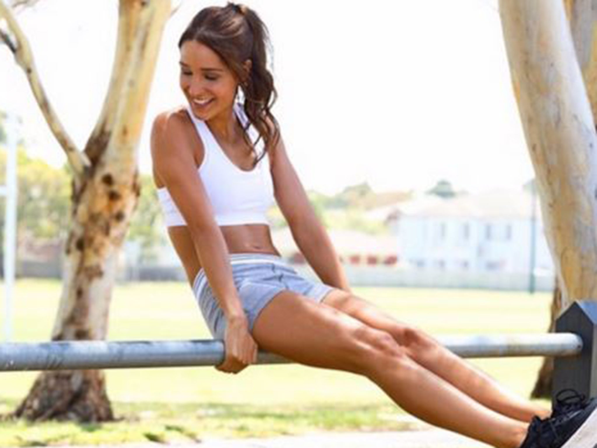 Kayla Itsines: Stunning before-and-after photos help Instagram star launch a  fitness empire, The Independent