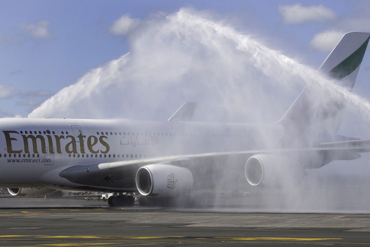 Emirates flight 449: World's longest flight between Auckland and Dubai ...