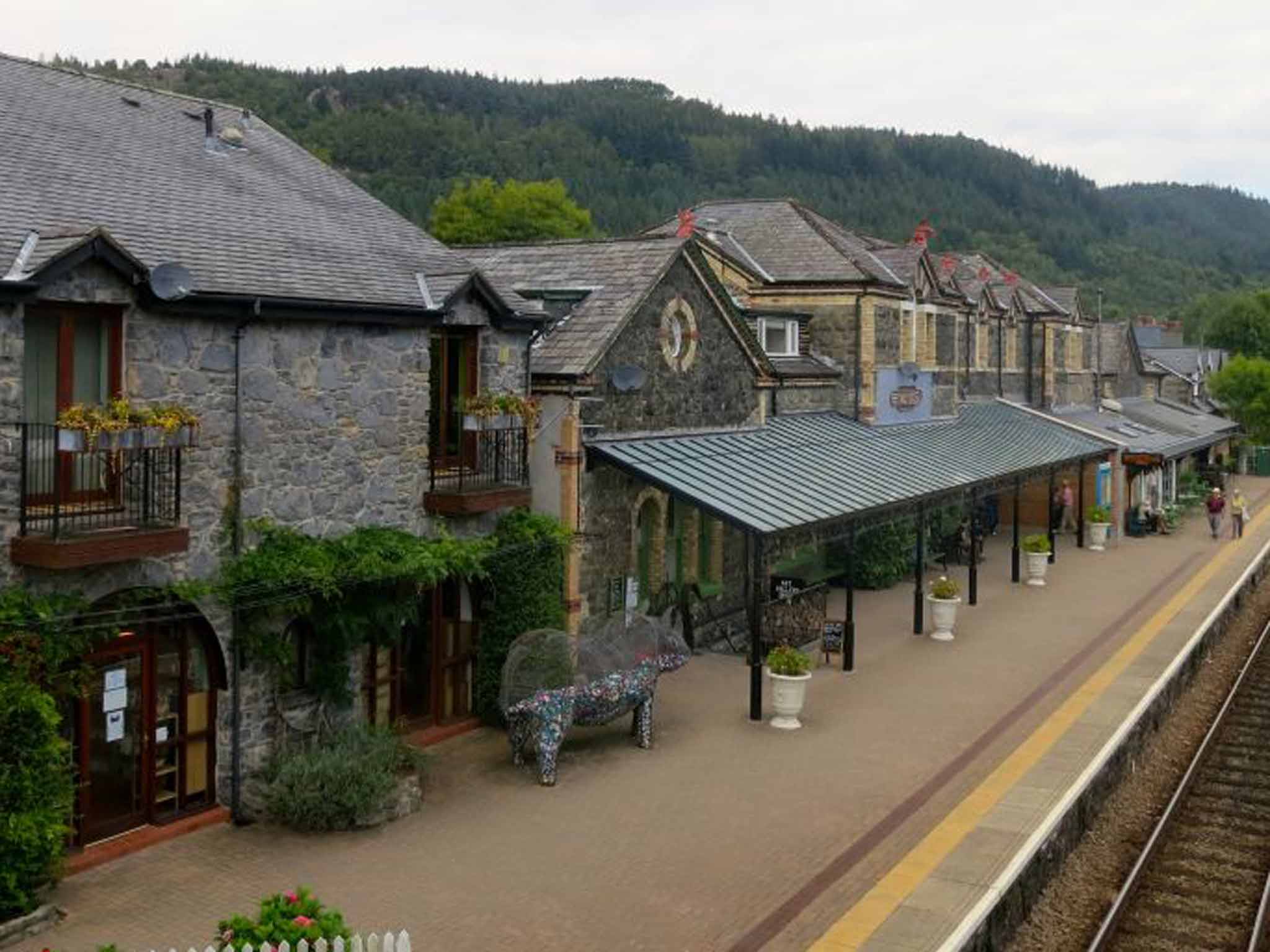 Alpine Apartments Betws Y Coed Wales Hotel Review A Place