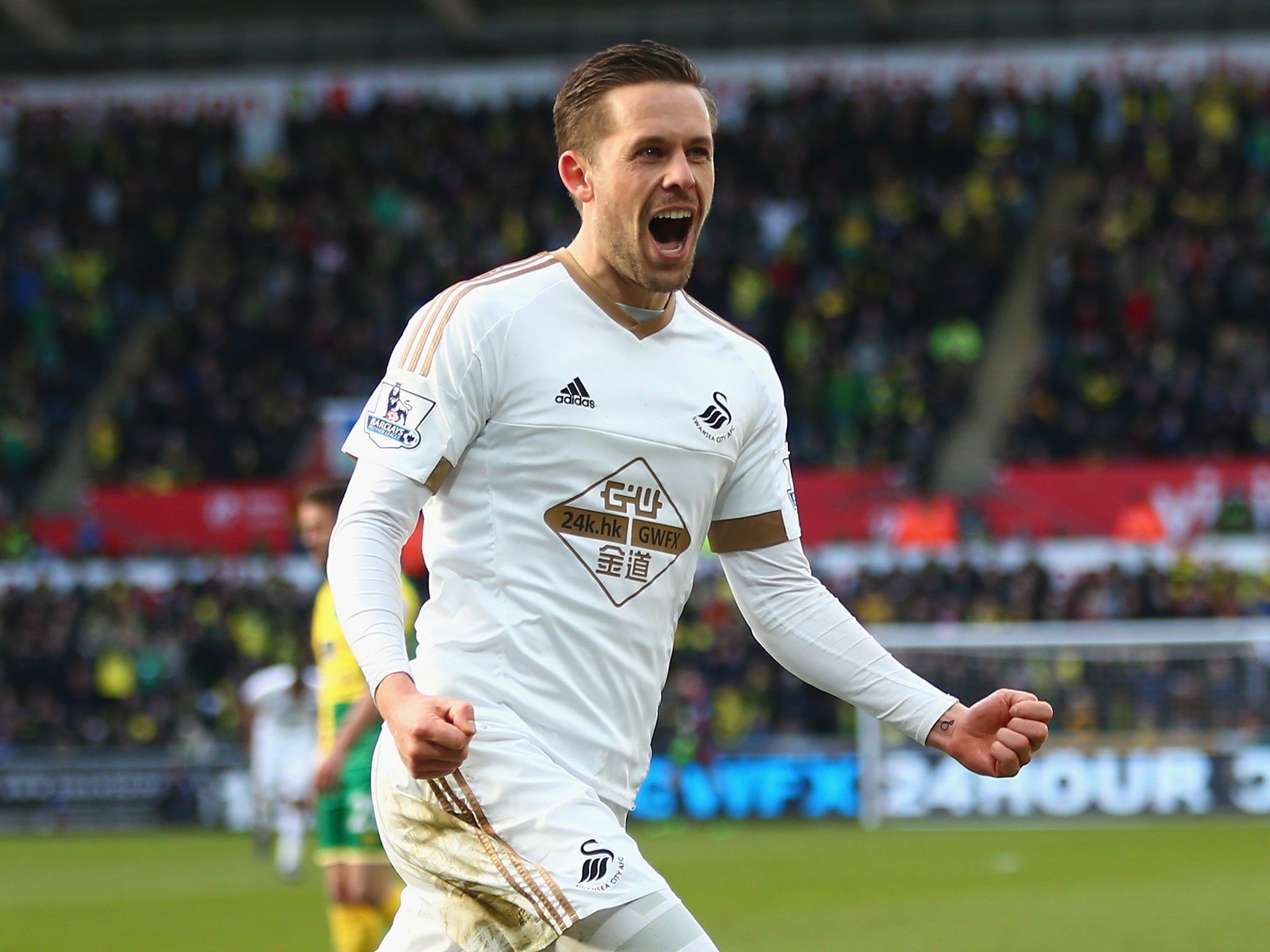 Swansea City's Gylfi Sigurdsson celebrates breaking the deadlock