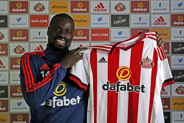 Sunderland's announcement of Emmanuel Eboue's transfer