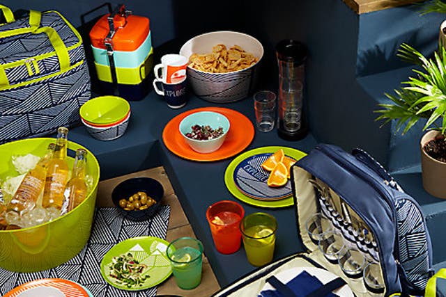 Summer in style: brighten up picnics with the right accessories