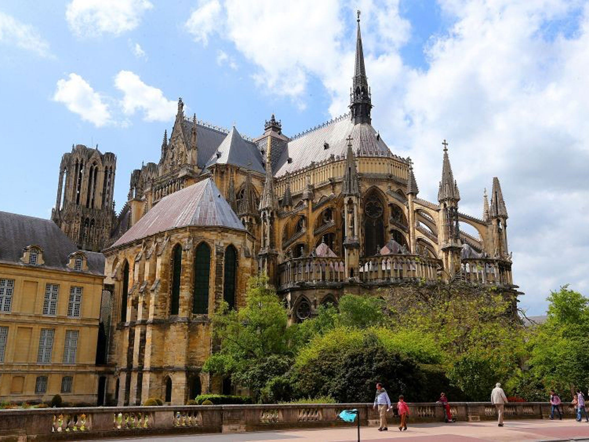 Dreaming of the spires? You can see the sights of Reims, including the cathedral, by taking up a Eurostar offer