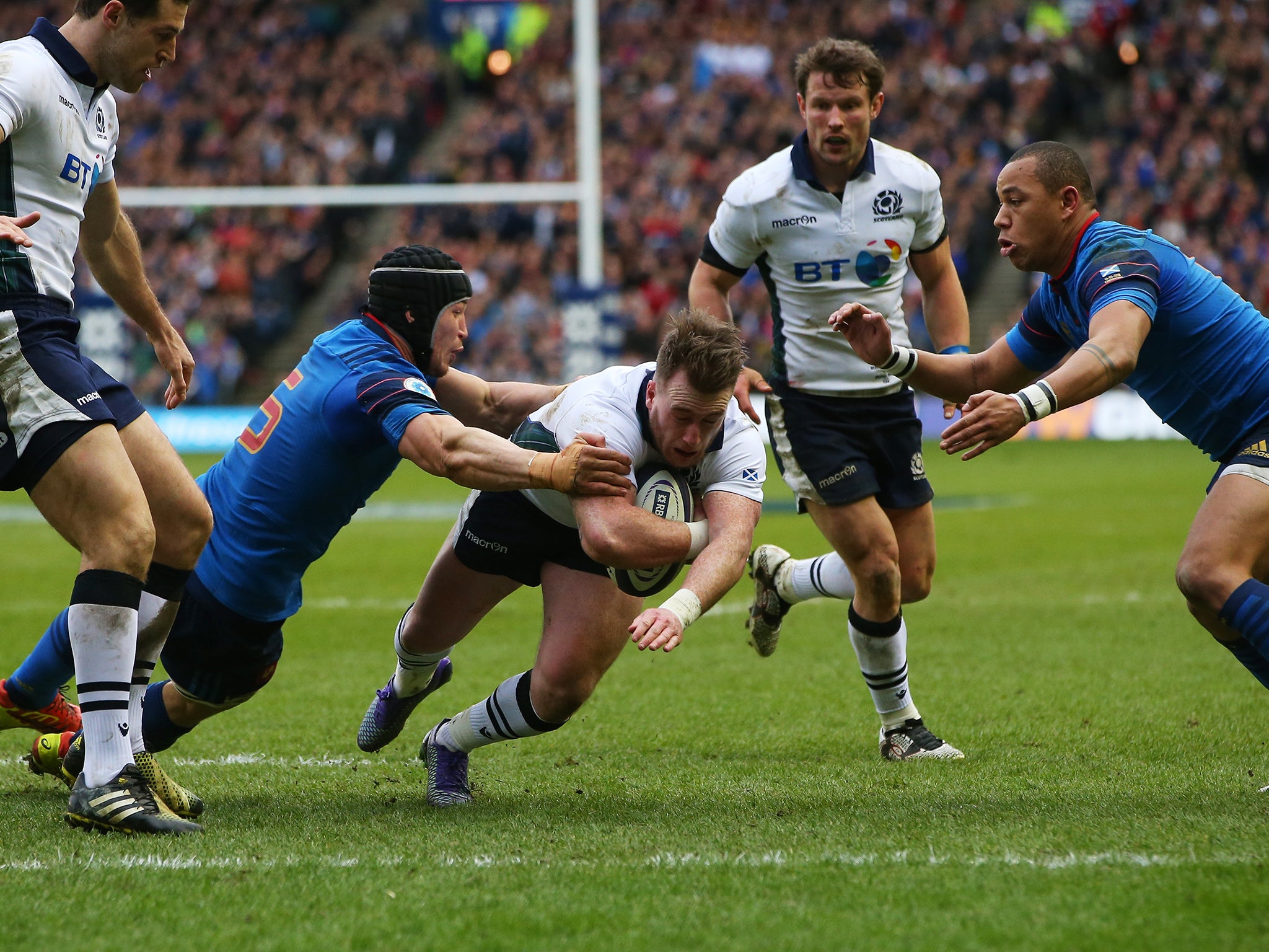 Stuart Hogg scores a try for Scotland against France in the Murrayfield win