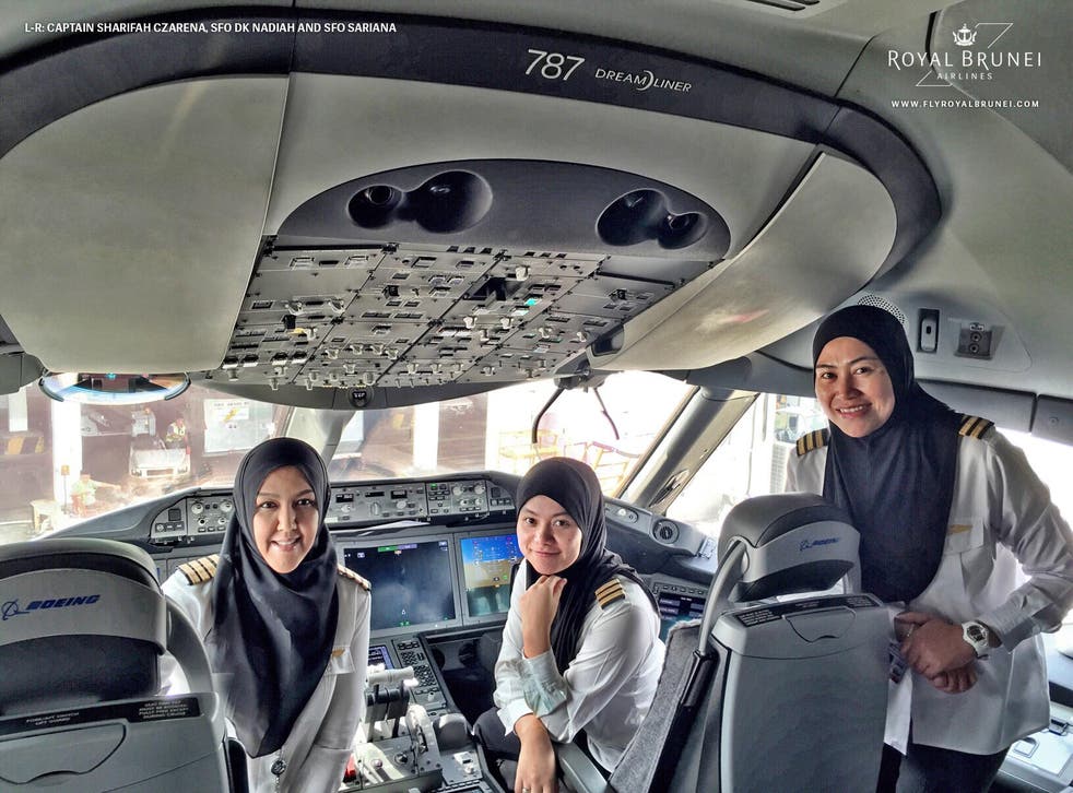 The all-female flight deck crew