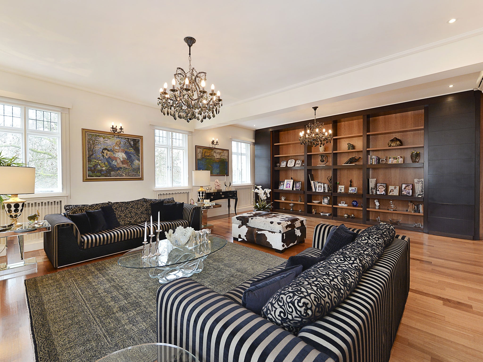 Most buyers will look to spend from £1 million to £30 million on a London home, with the top five most popular locations for purchase being Knightsbridge, Mayfair, South Kensington, Hampstead and St John’s Wood