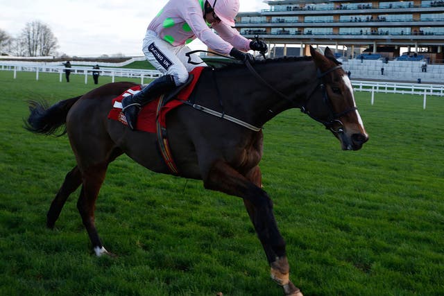 Vautour will run in the Ryanair Chase instead of the Gold Cup at the Cheltenham Festival