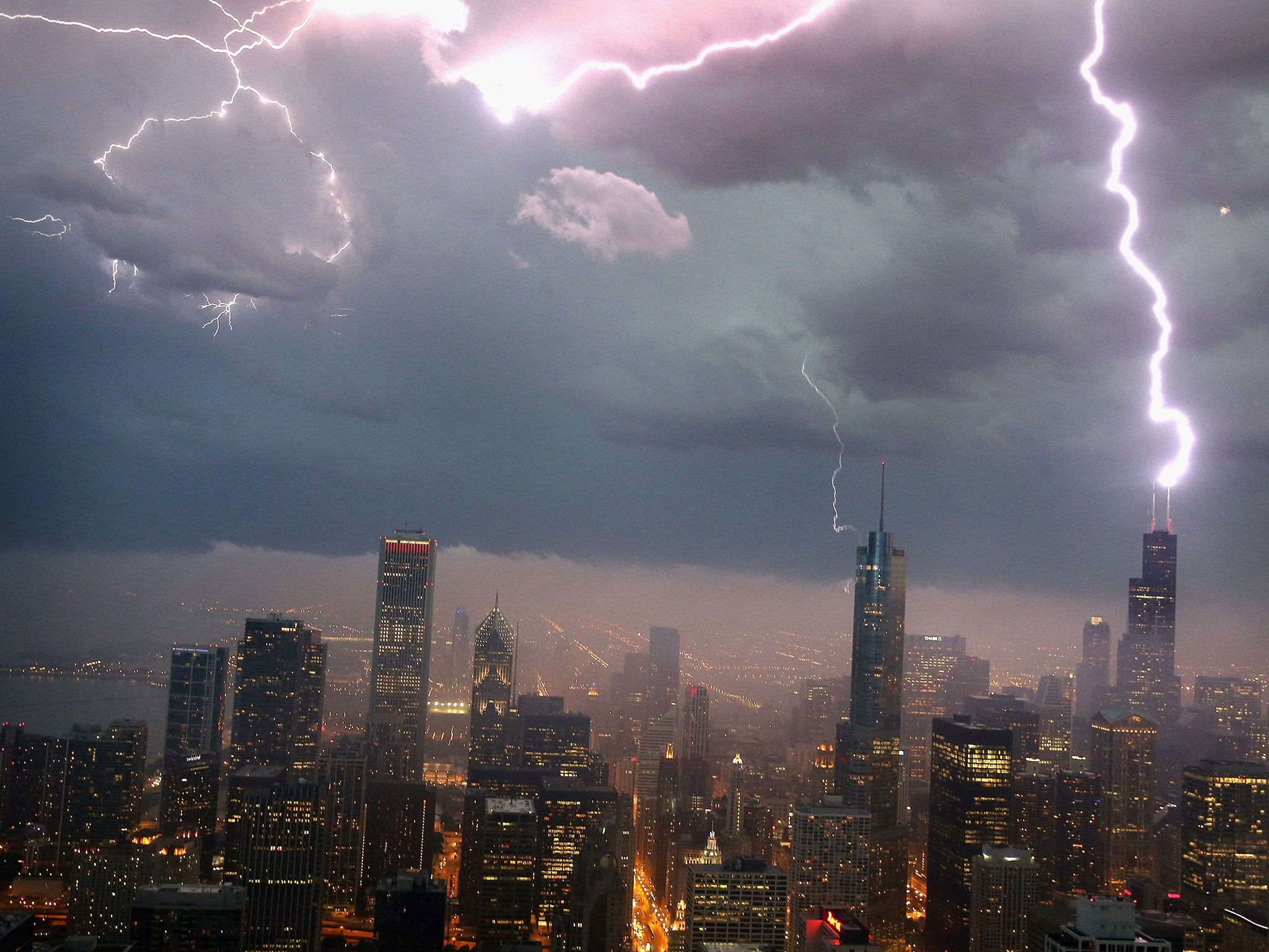 Pictures of lightning striking buildings may be illegal under United Arab Emirates cybercrime laws