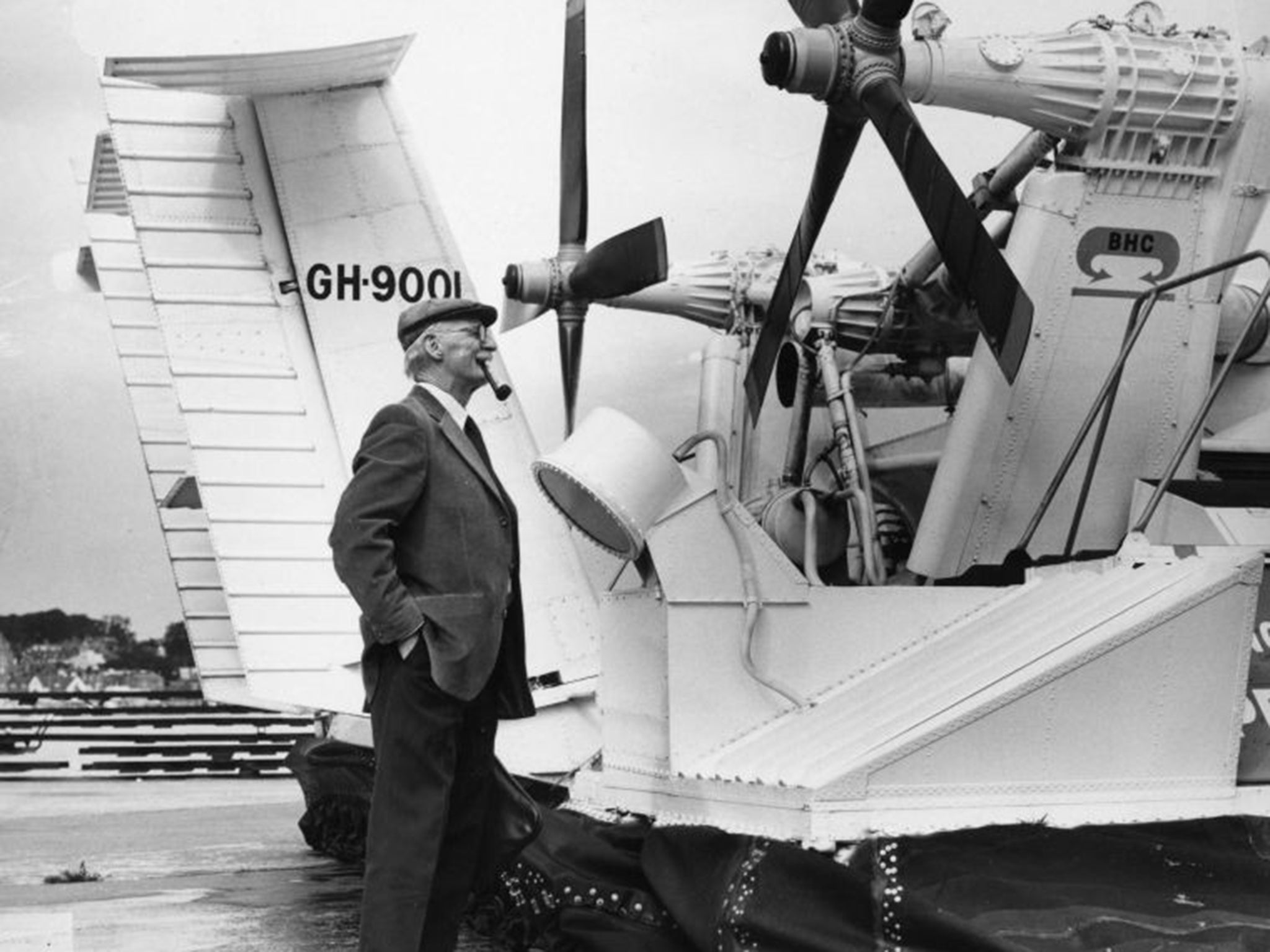 Christopher Cockerell, the inventor of the hovercraft, inspecting the new twin propeller in 1973