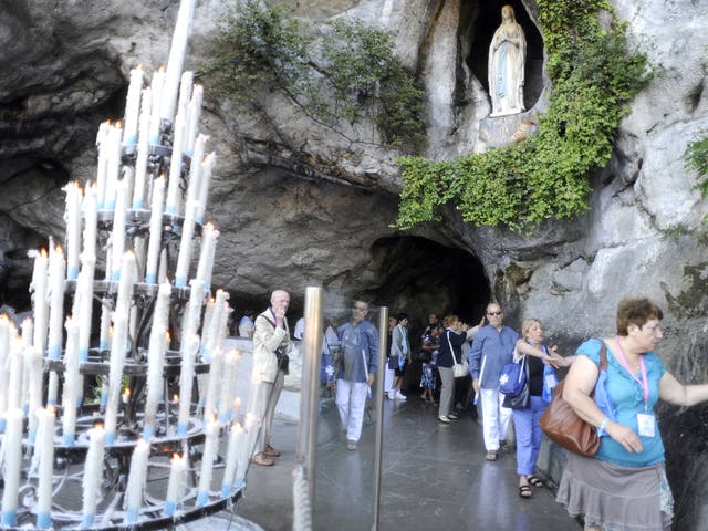 Marchant visits Lourdes and considers faith as a source of healing