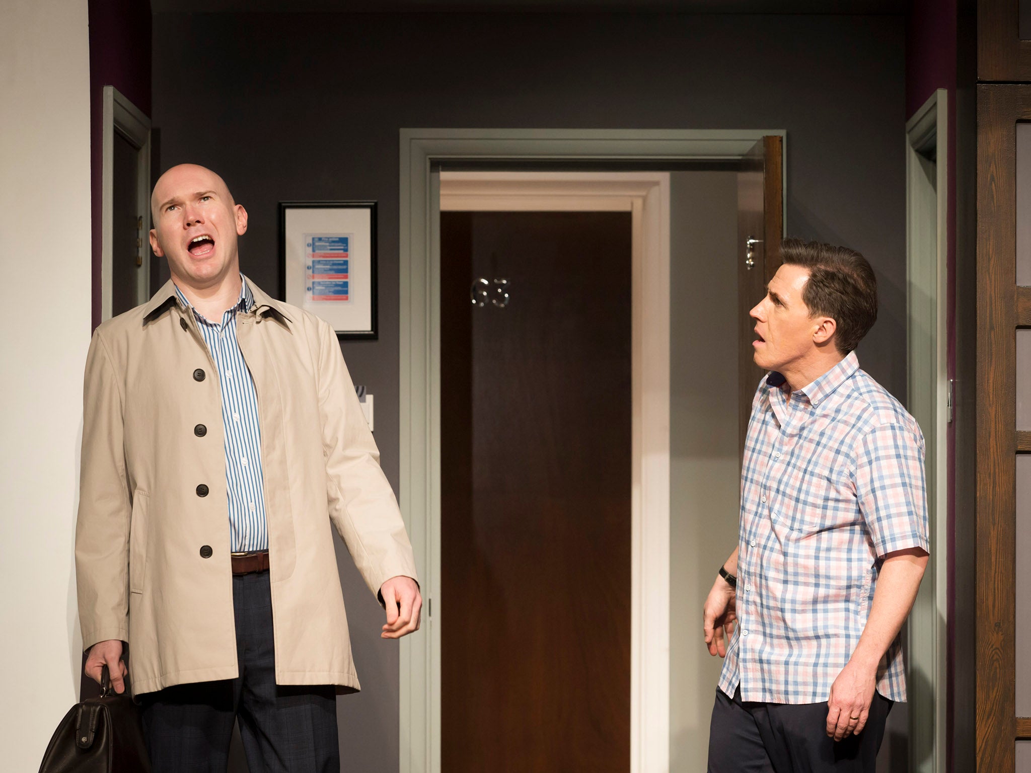 The Painkiller (Kenneth Branagh Theatre Company) Alex Macqueen (Dent), Rob Brydon (Dudley).