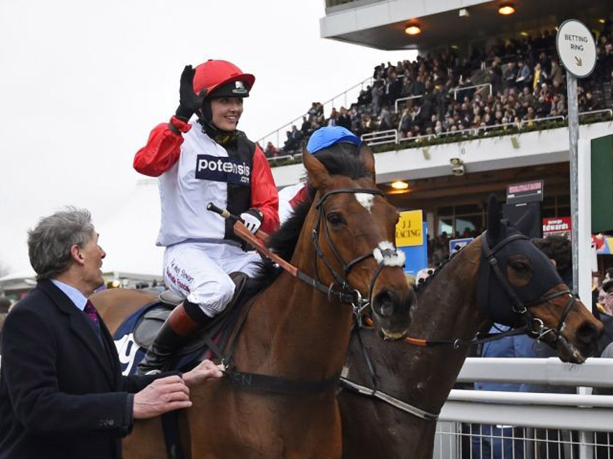 Victoria Pendleton waves to the crowd after finishing fifth on Pacha Du Polder