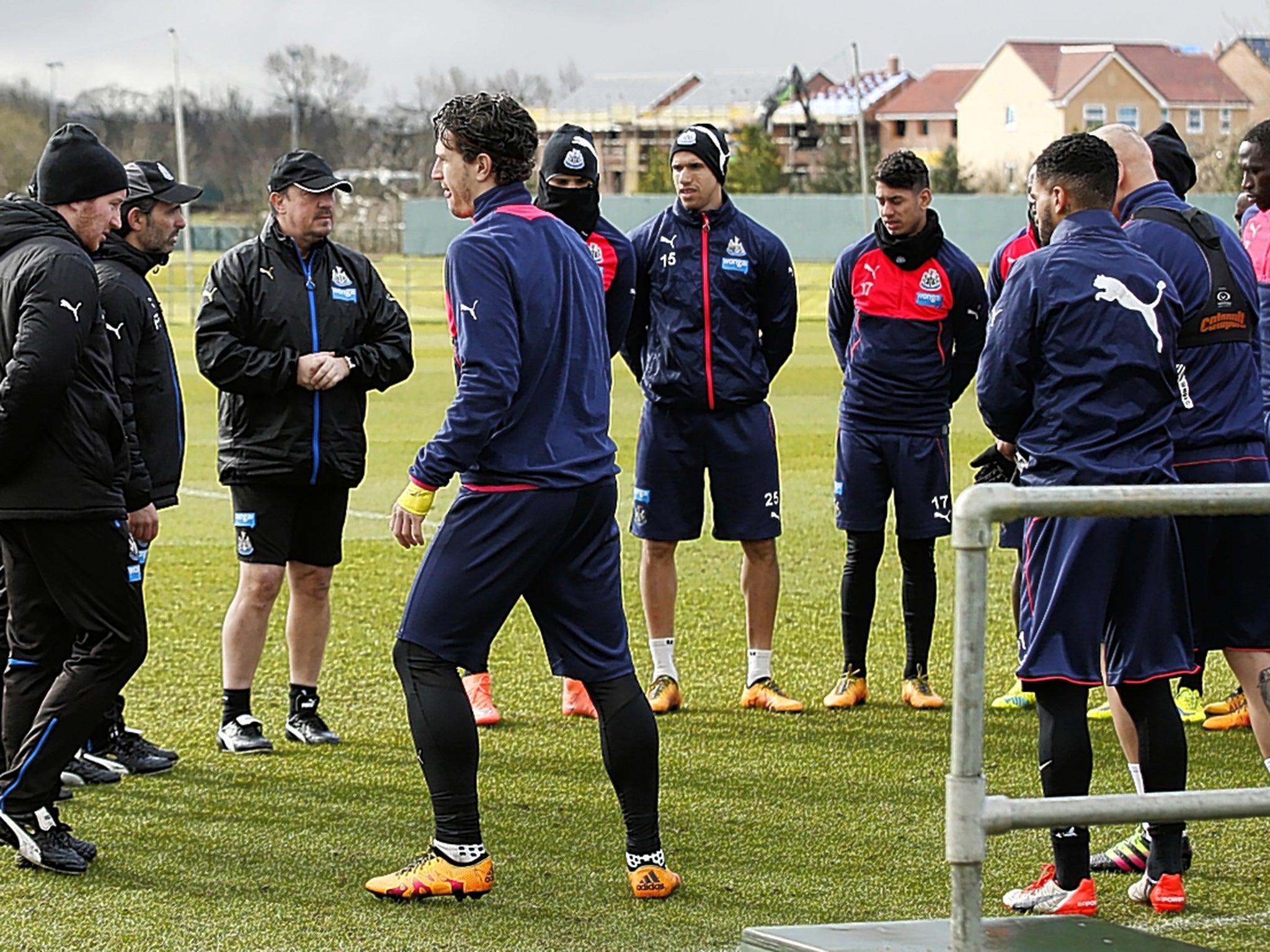 Newcastle United manager Rafa Benitez takes charge of training