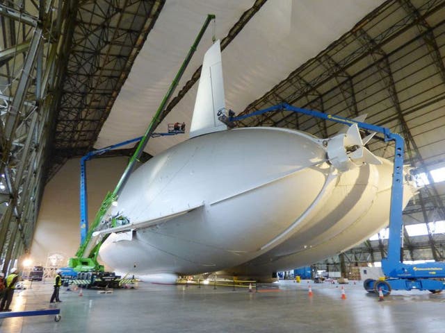 Airlander 10: The world’s longest aircraft revealed in new pictures ...