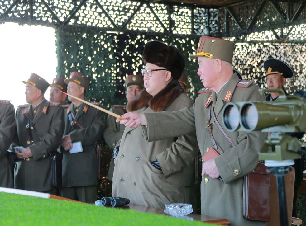 Kim Jong-Un inspects military exercises