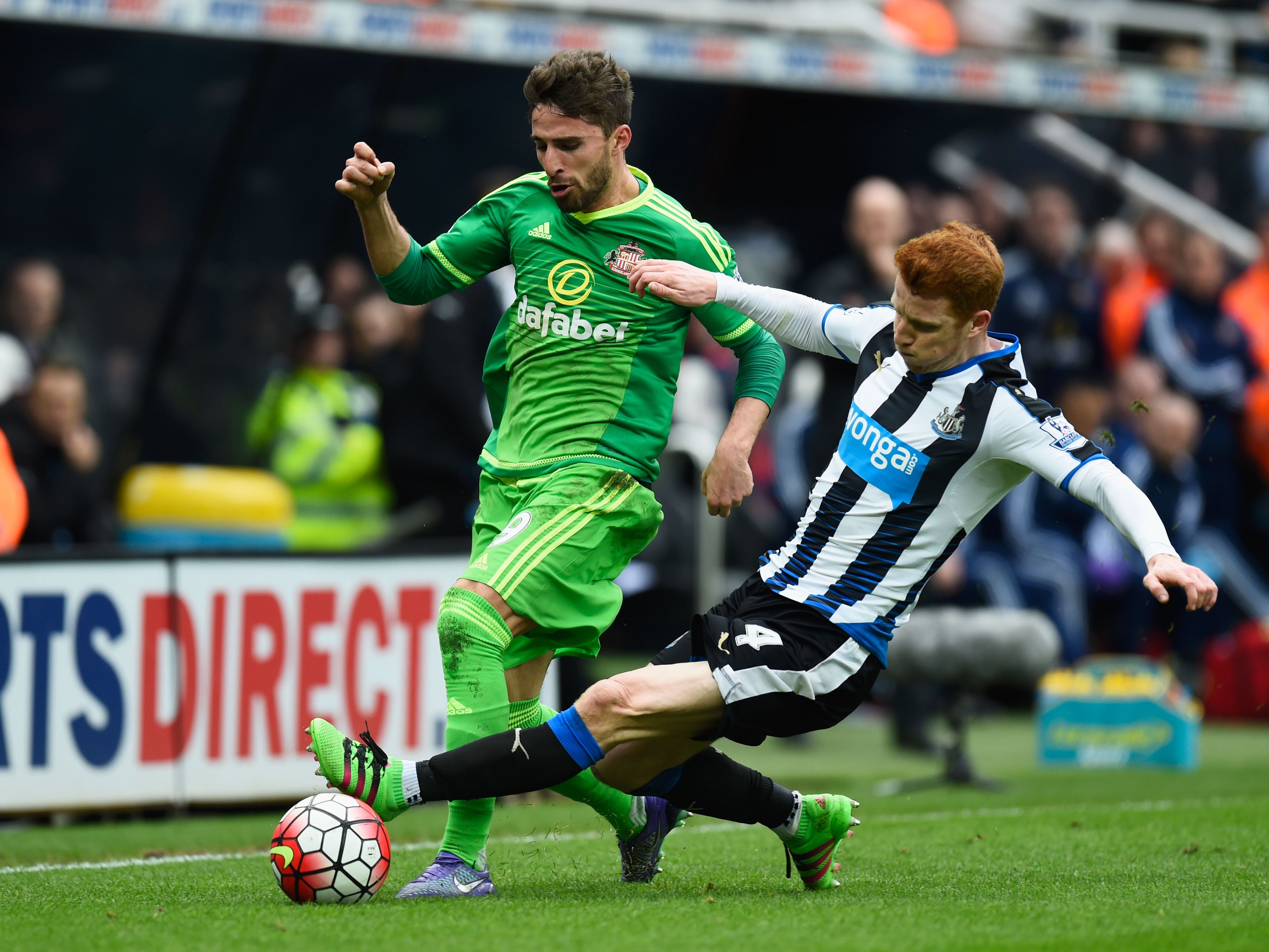 Yellow card enthusiast Colback could be on his way (Getty Images)