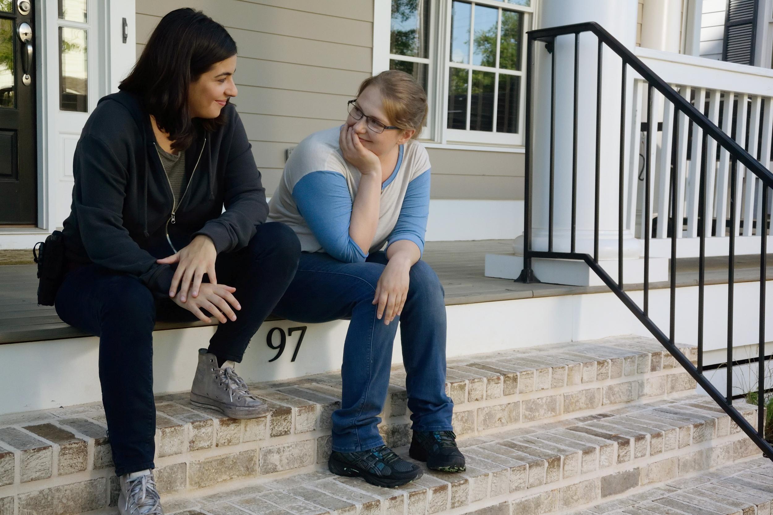 Tara (Alanna Masterson) and Denise (Merritt Wever) in The Walking Dead