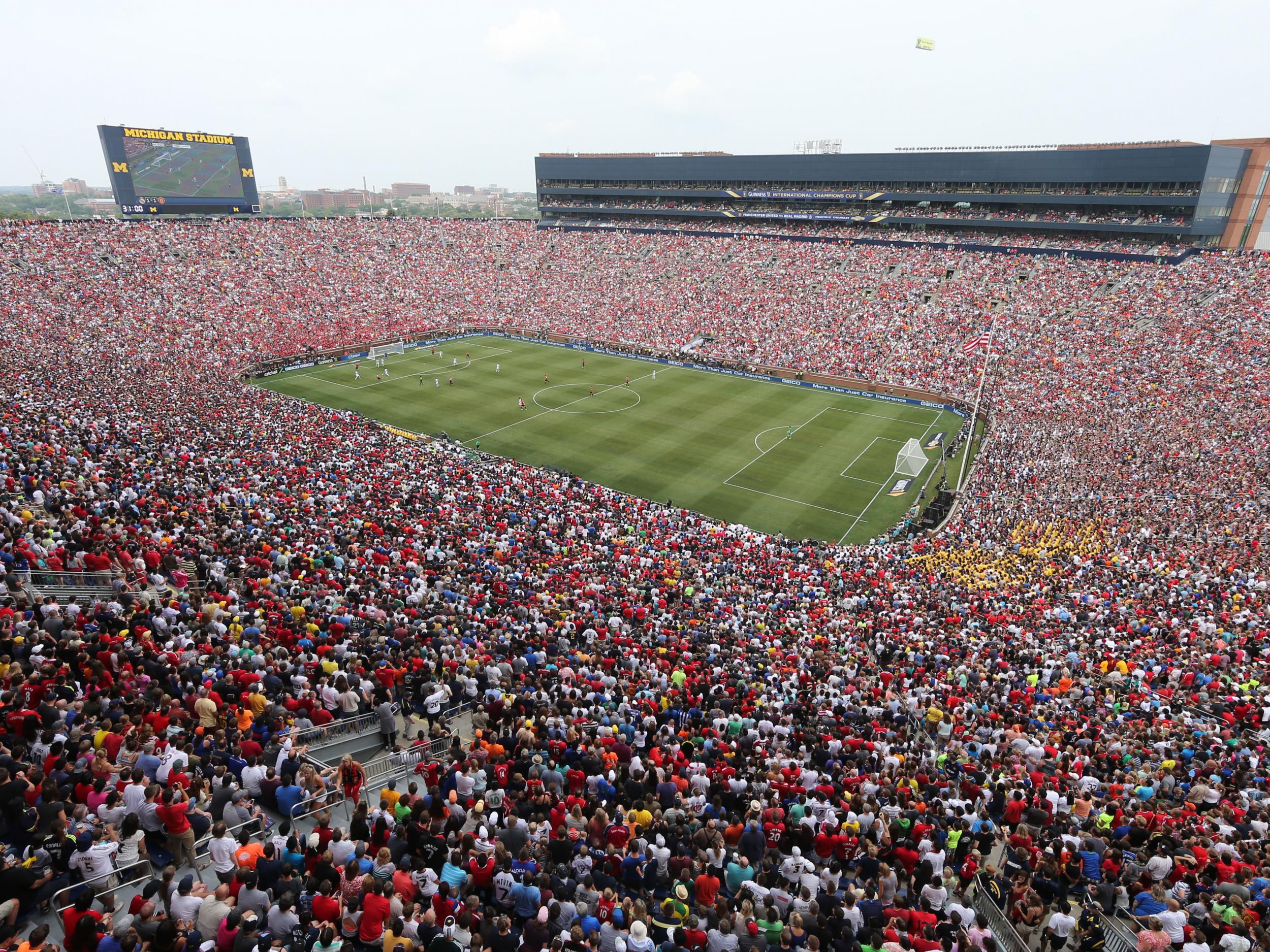 A crowd of 109,318 watched Manchester United and Real Madrid meet at the Michigan Stadium in 2014