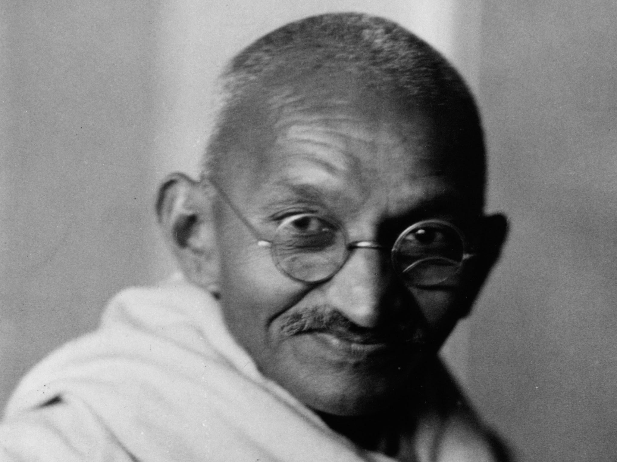 Hindu God Shiva footwear, Mahatma Gandhi with machine gun chappals sold by  CafePress! These products insulting India are distasteful | India.com