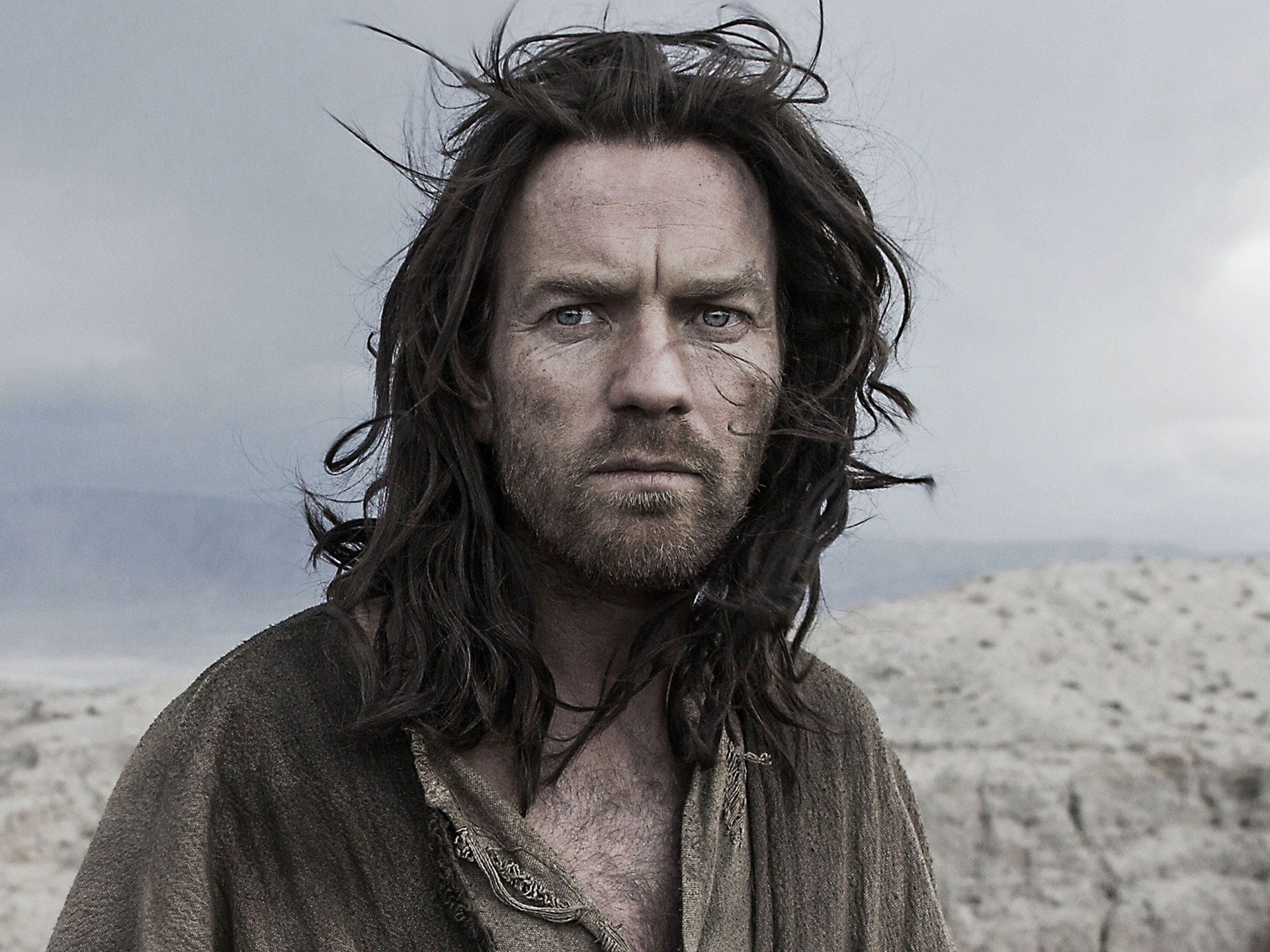 last-days-in-the-desert-trailer-ewan-mcgregor-plays-both-jesus-and