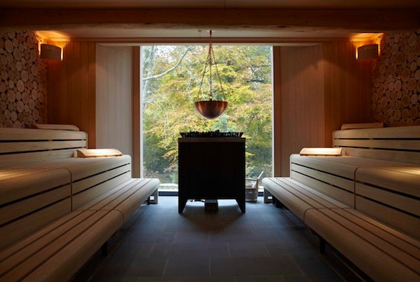 The tree-level Herb House spa nails serenity