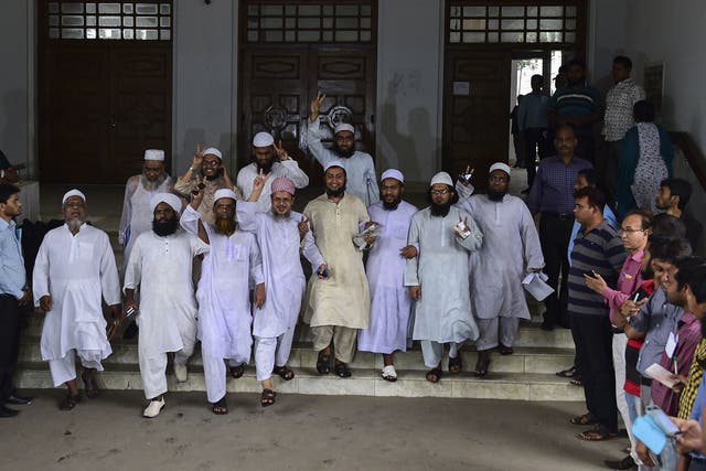 Bangladeshi Islamist leaders celebrate the High Court ruling