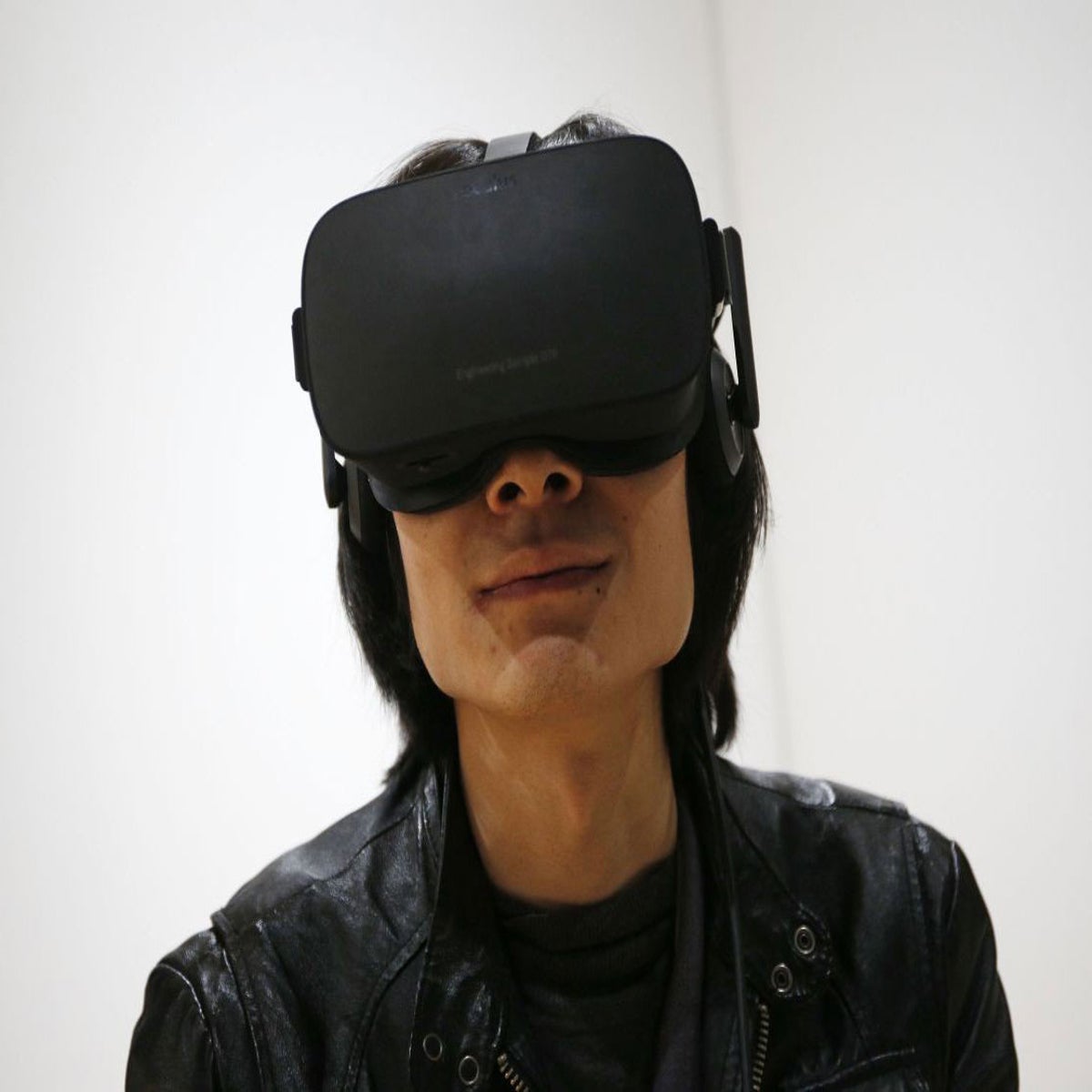 Oculus Rift launch: VR headsets delivered to customers | The Independent | The Independent