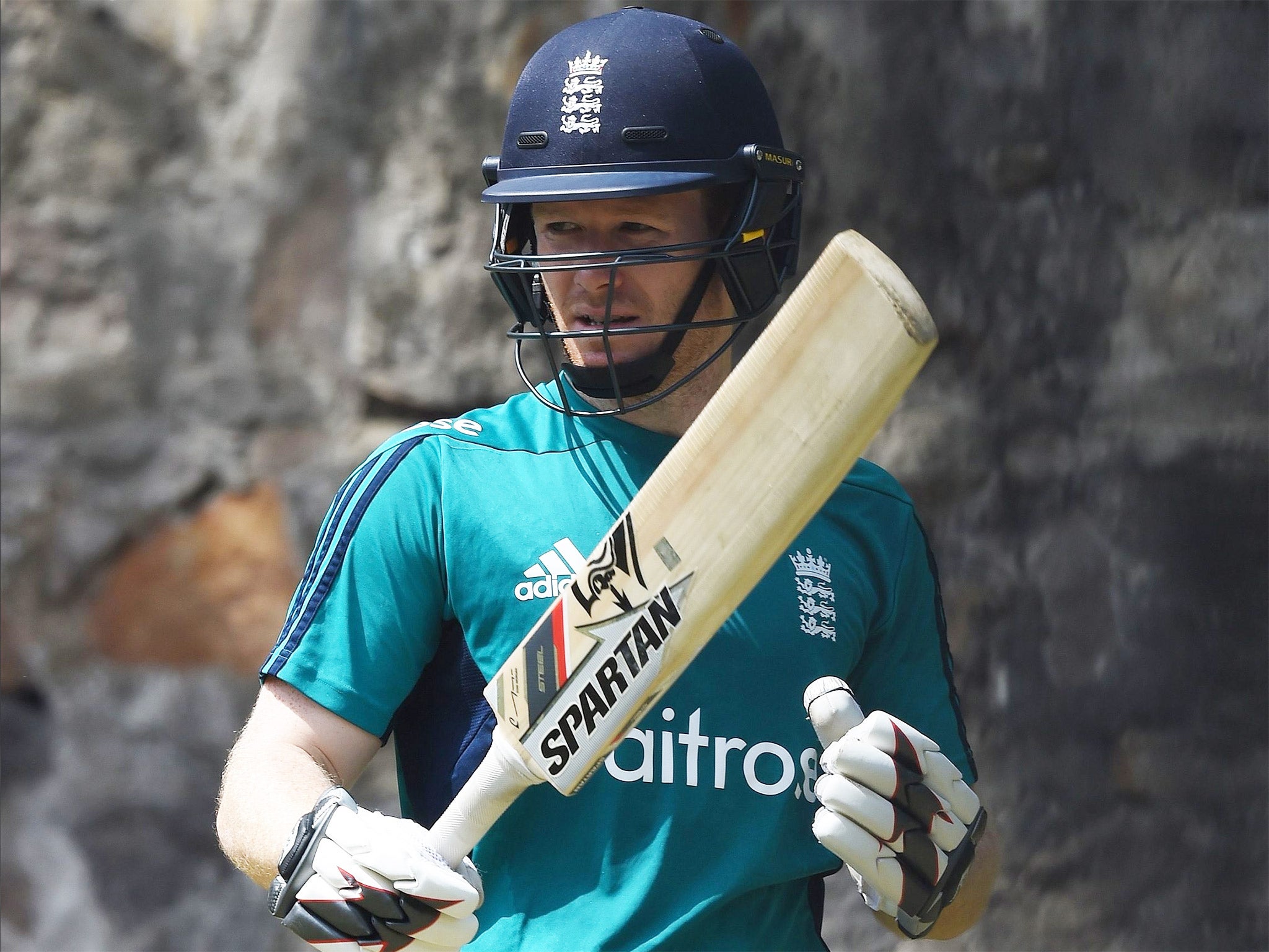 Eoin Morgan works on his batting ahead of the semi-final against New Zealand