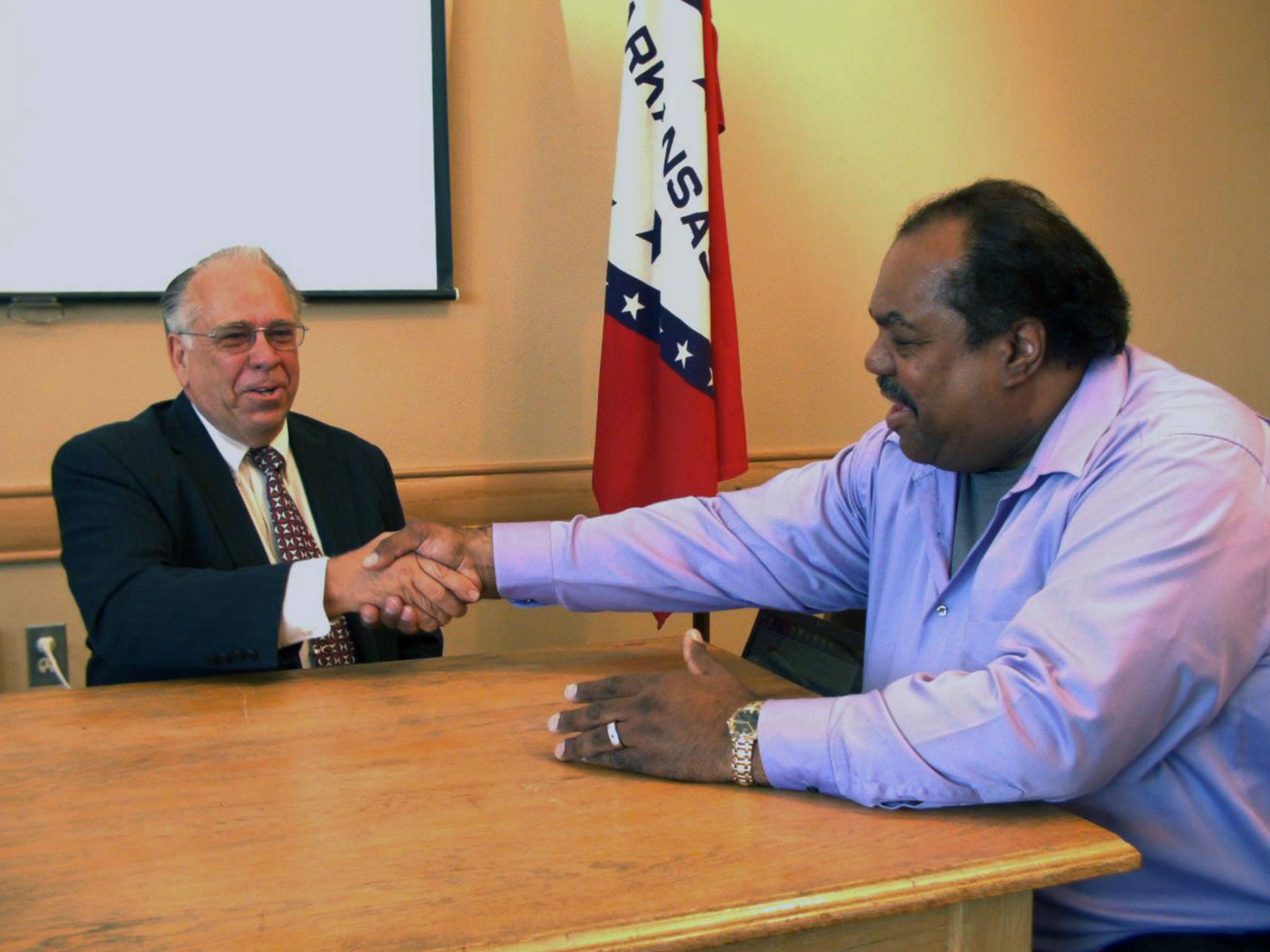 Daryl Davis meeting with Pastor Thomas Robb, National Director, Knights of the Klu Klux Klan