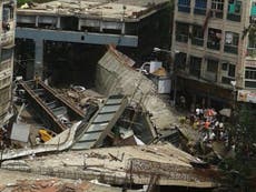Kolkata bridge collapse: At least 21 dead and 150 feared trapped after flyover collapses