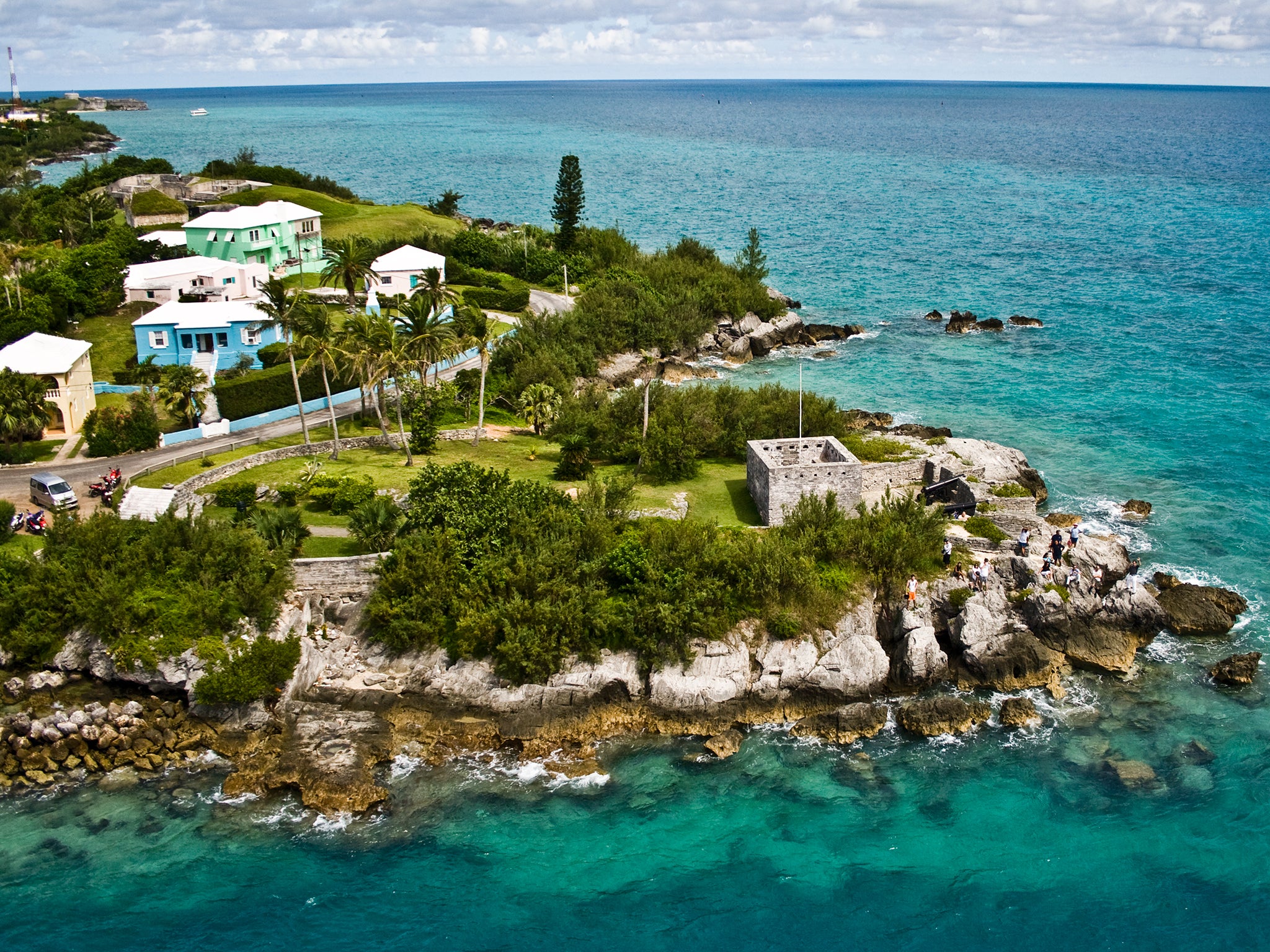 Bermuda: Sun kissed offshore tax haven creating controversy after leak of 'Paradise Papers'