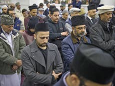Asad Shah: Muslim leaders condemn shopkeeper murder suspect's 'Prophet Muhammad disrespect' claim