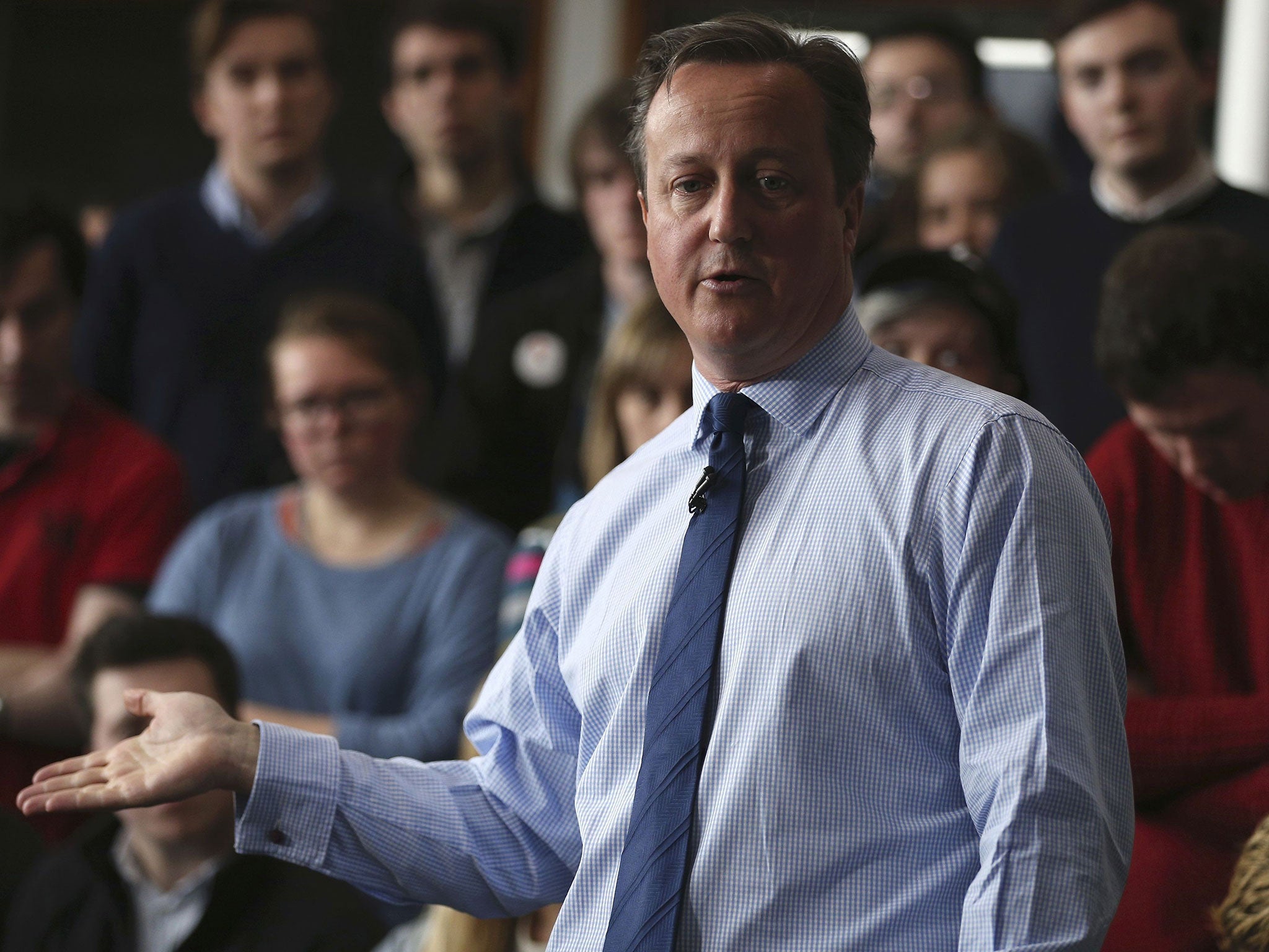 Britain's Prime Minister David Cameron addresses students at Exeter University in Exeter, Britain April 7, 2016. REUTERS/Dan Kitwood/Pool