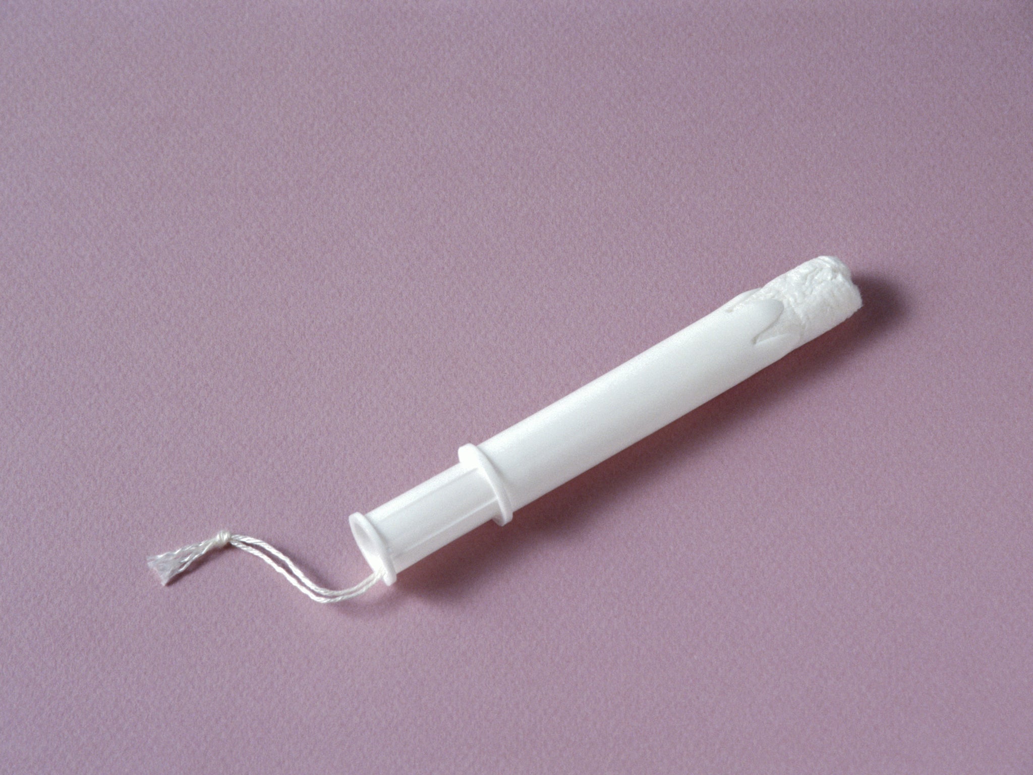 Why American women use applicator tampons and European women don't