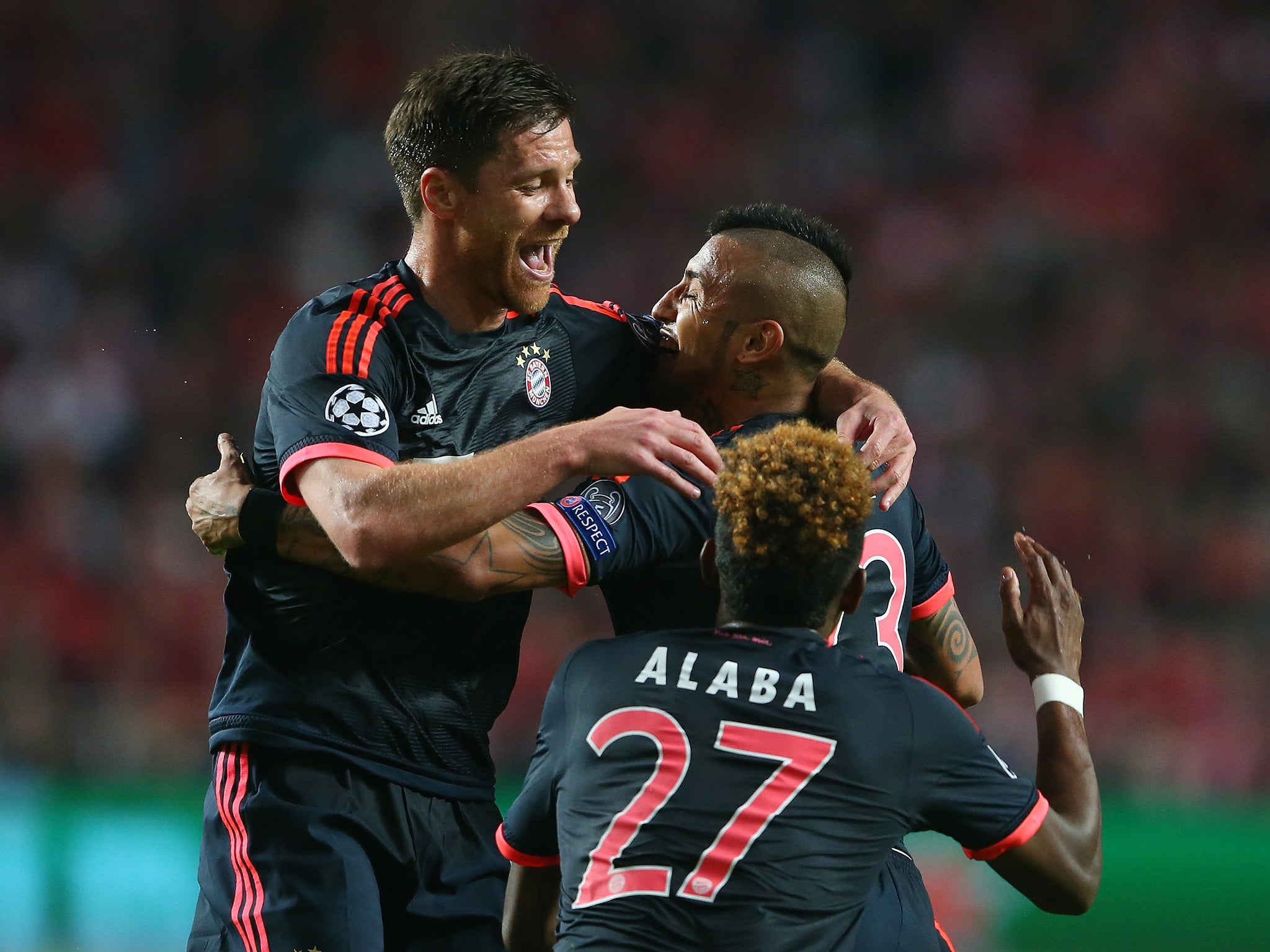Thomas Muller scores Bayern Munich's second goal