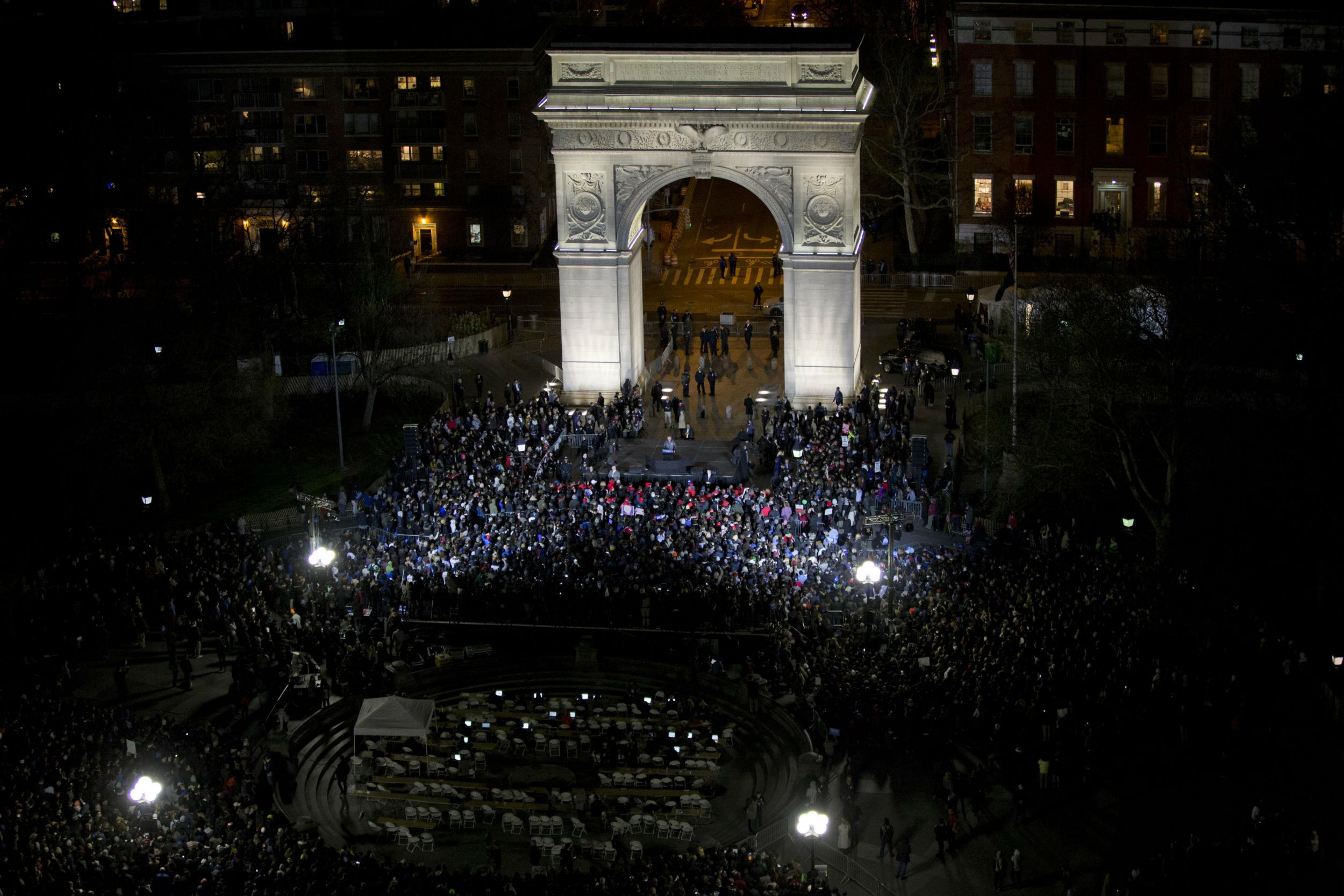 Bernie Sanders spoke in front of at least 28,000 people in Washington Square Park