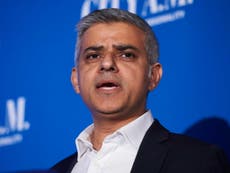 Read more

Sadiq Khan takes 20-point lead over Zac Goldsmith in London