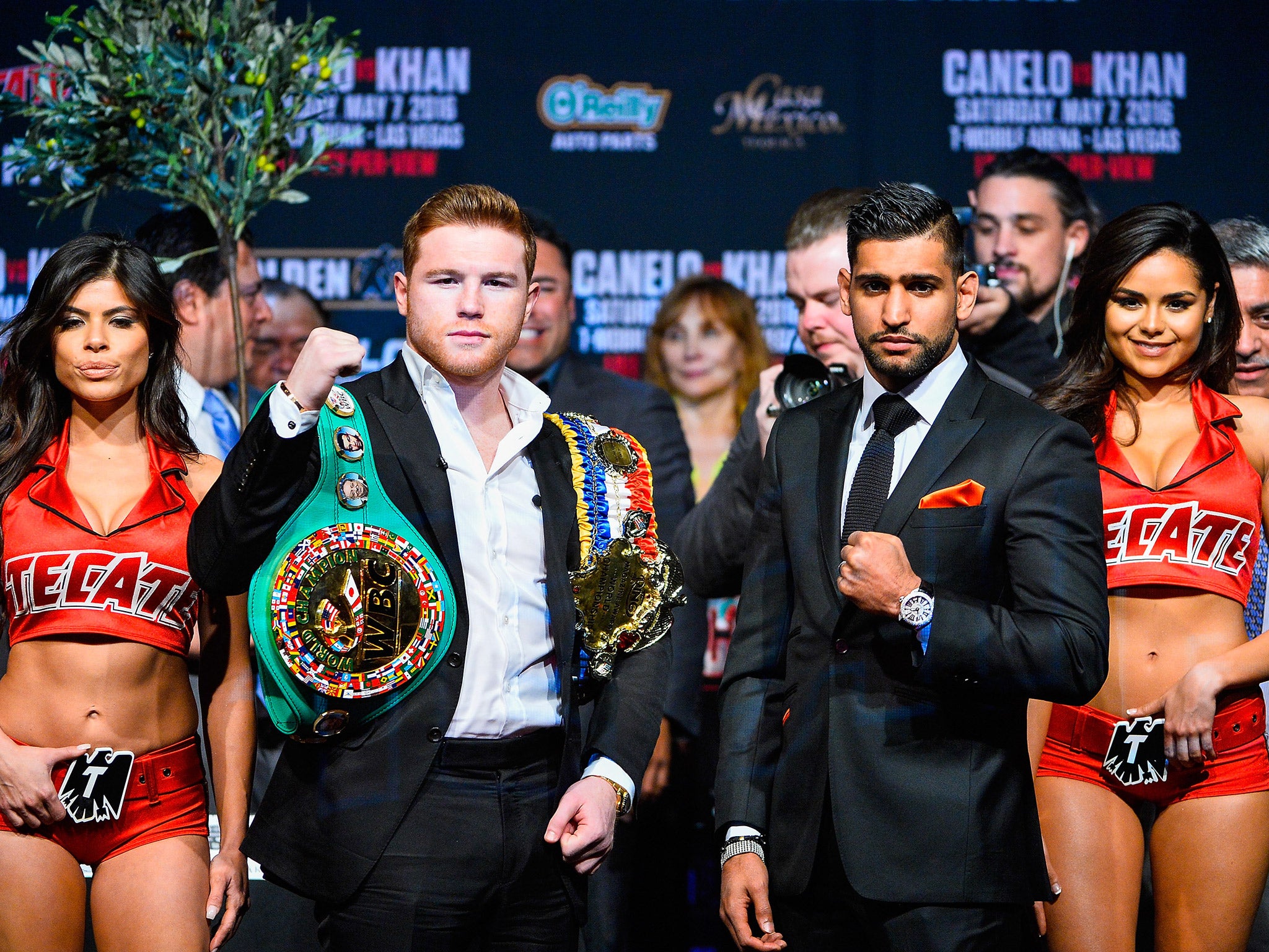 Saul Alvarez and Amir Khan fight for the WBC middleweight title in Las Vegas tonight