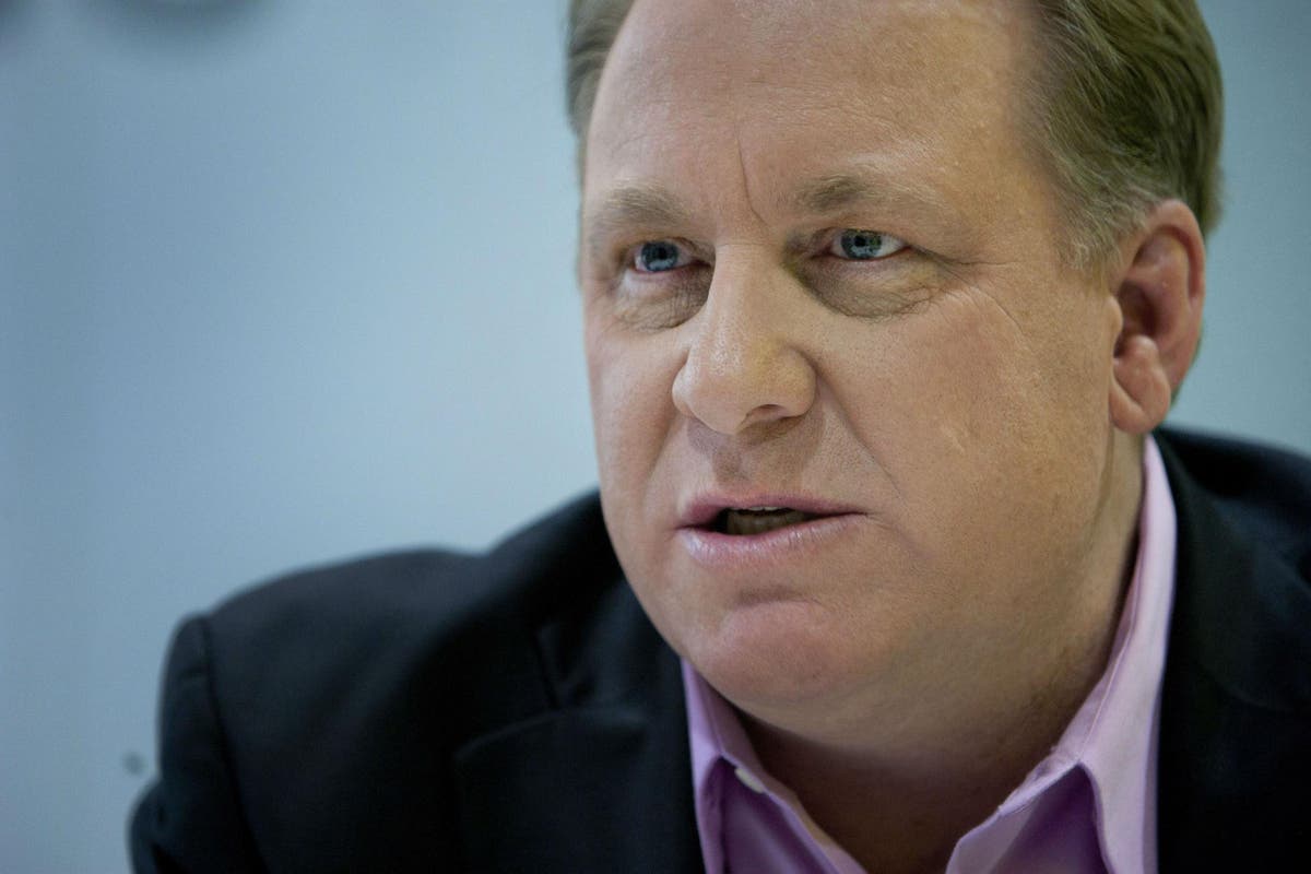 Curt Schilling Fired From CNN for Anti-Transgender Facebook Post – TVLine