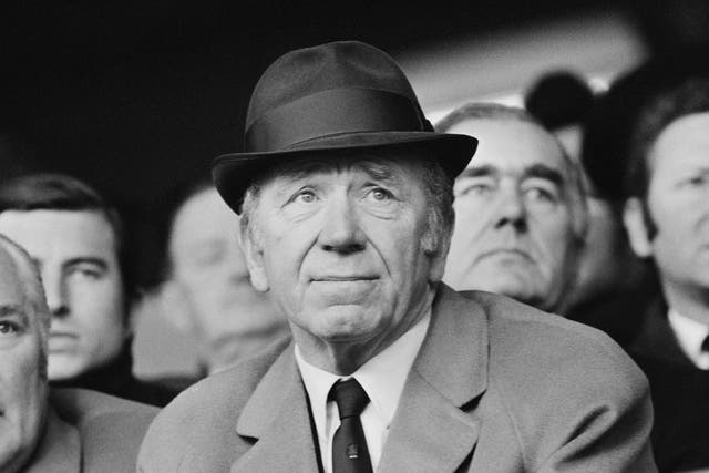 Sir Matt Busby considered resigning after Manchester United's 1966 struggles