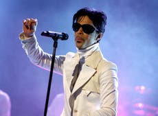 Prince 'found with prescription painkillers' at time of death 