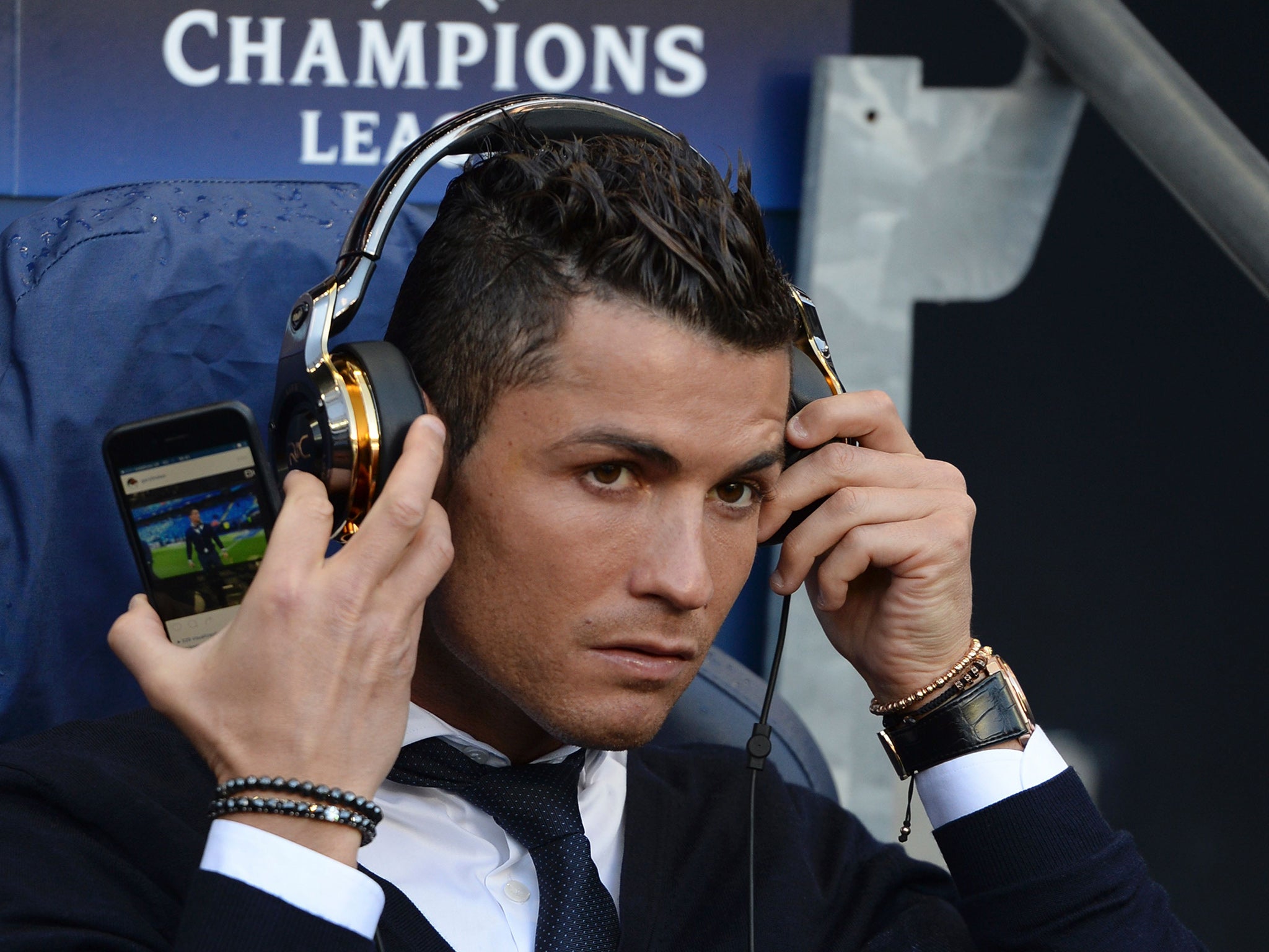Cristiano Ronaldo spotted watching a video of himself